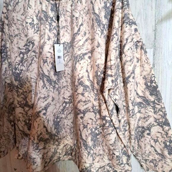 Halston Marbled Sweater - Picture 2 of 5